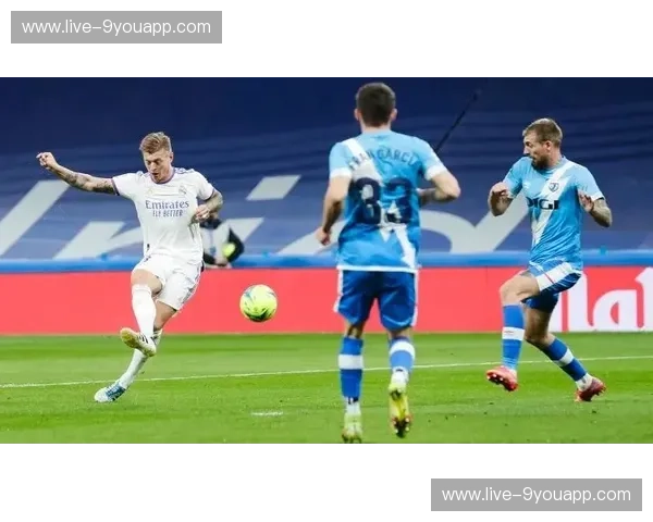 蓝色浪潮与东方雄狮的对决：意大利vs阿塞拜疆，一场足球与文化的盛宴